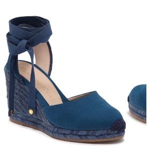 stuart weitzman canvas espadrille wedge- marguerita